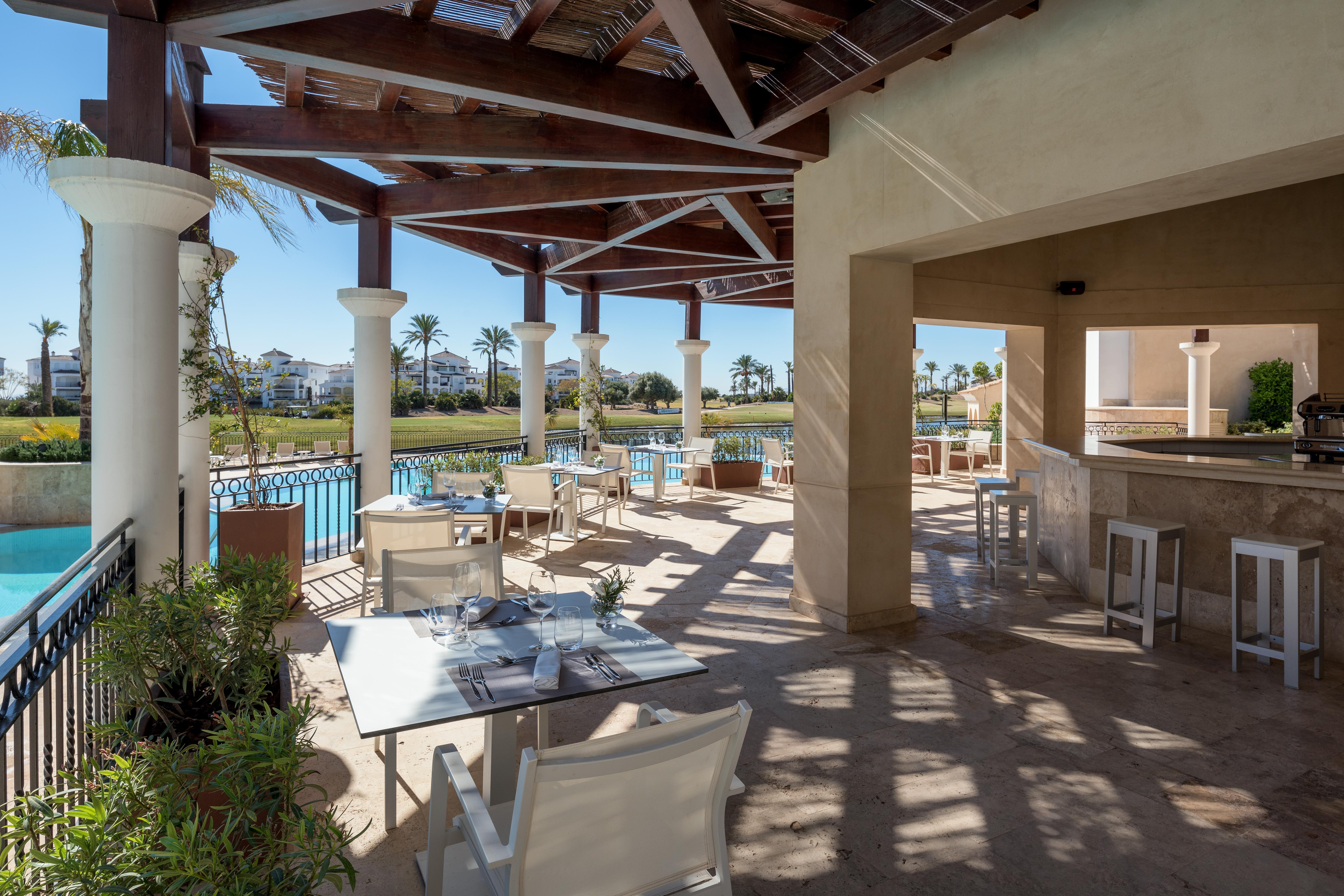 Doubletree By Hilton La Torre Golf Resort Roldán Zewnętrze zdjęcie The Clubhouse at The Lakes
